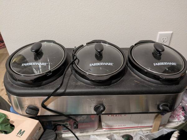 Farberware Triple Crockpot 1