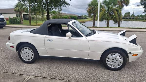 1997 MAZDA MIATA MX5 - $5.500 (Fort Myers)63470257134467120