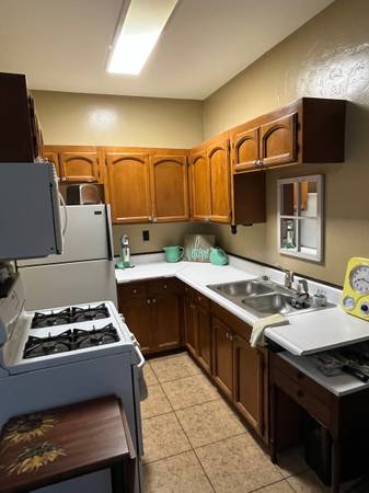 $1,895 / 1br - 550ft2 - Great walking neighborhood, can rent furnished (San Diego, Golden Hill)64037217523969123