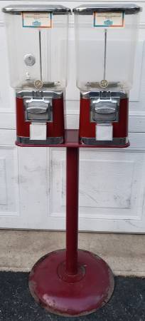 GUMBALL MACHINE 1