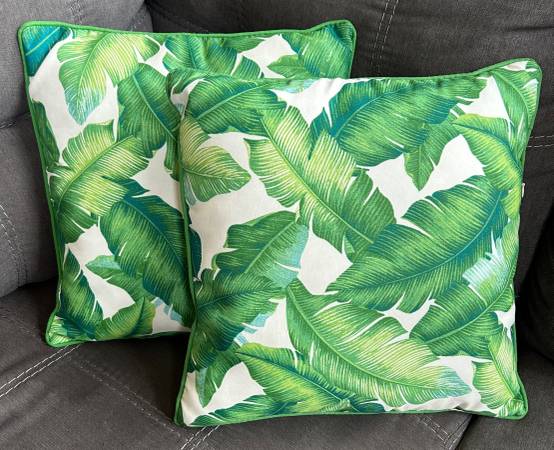 outdoor pillows 1