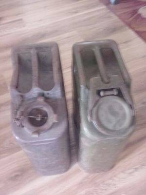 Jerry Cans 1