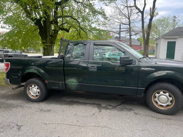 2014 Ford F150 2X4 XL
