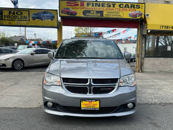 2019 Dodge Grand Caravan SXT - $7,995 (Staten Island)63614652253827121