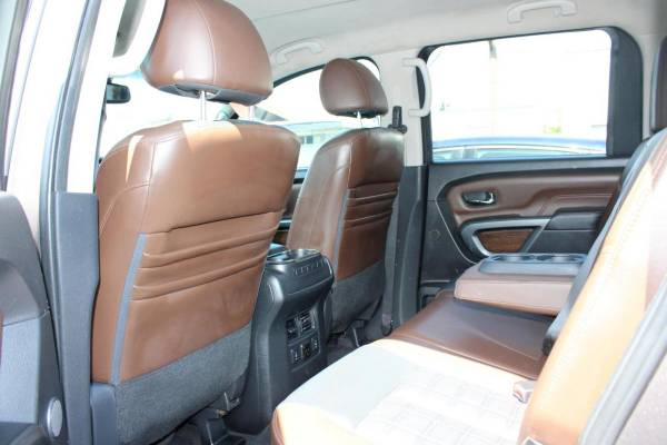 2016 Nissan Titan XD 4WD - Photo 13