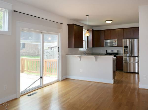 $2,200 / 3br - 1493ft2 - Walk to Tobacco Campus (Durham)63968073842947123