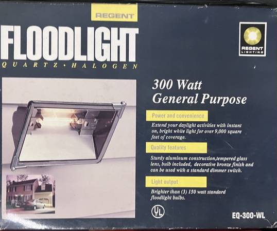 Unopened Regent Halogen Outdoor FloodLight 1