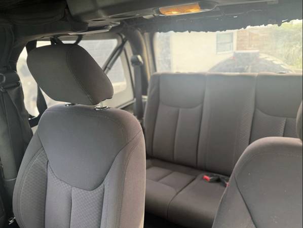 2013 Jeep Wrangler Sport - $14,99963443498286593124