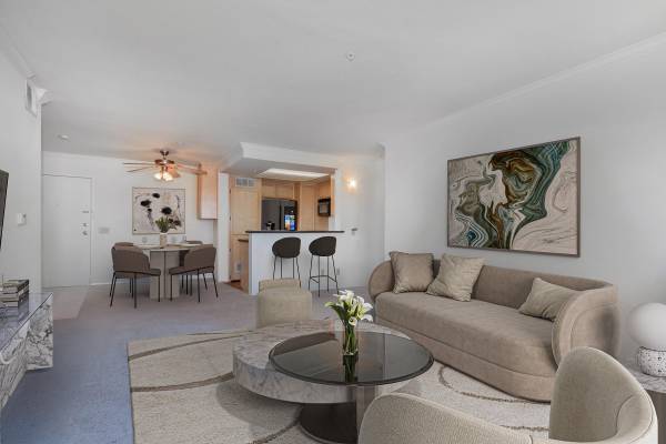 $2,199 / 1br - 652ft2 - Exclusive Tour Opportunity at Skyline Terrace Near DTLA! (930 Figuroa Terrace, Los Angeles, CA)63857623037699123