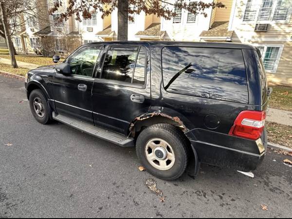 2009 Ford Expedition XLT 4x4 ONLY 145k MILES - $4,400 (Staten Island)63654713774081122