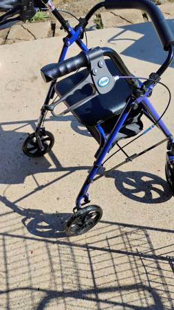 Rollator Walker with Seat for Seniors 1