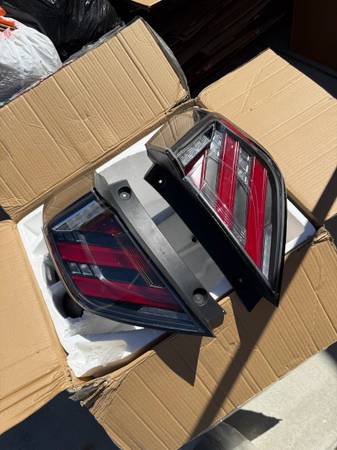Civic 2018-2021 Tailights 1