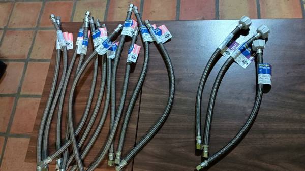 Lot of 15 brasscraft supply lines new 1