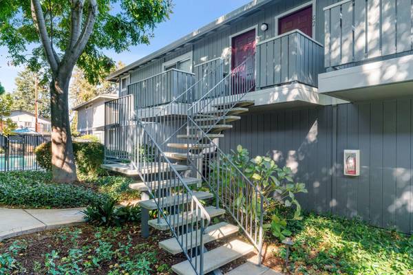 $3,875 / 2hab - 1040ft2 - Enamórate de esta hermosa casa adosada de 2 habitaciones 🍂 (campbell)63880018756353122