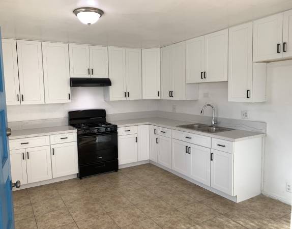 $2,200 / 2br - 700ft2 - 2 Bedroom Available today! (Escondido)63819205647873121