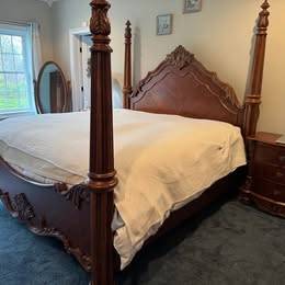 Bedroom set- King bed/2 nightstands/armoire 1