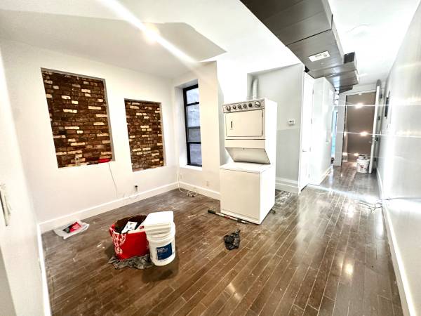 $3,450 / 1br - HUGE 3 BED SPANNING WHOLE FLOOR 🤩 IN UNIT WASHER/DRYER BLOCKS TO PARK (PLG)63788738253313120