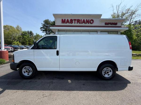 2012 GMC Savana - Photo 12