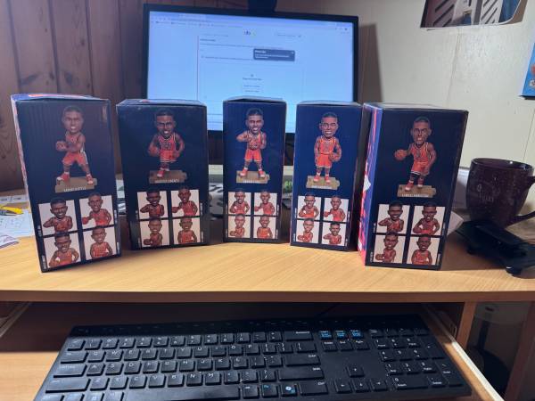 1989 Flyin Illini bobblehead set 1