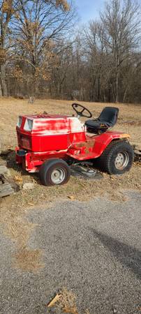 Craftsman Garden Tractor 1