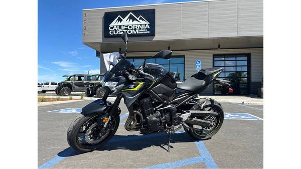 Kawasaki Z900 ABS 1