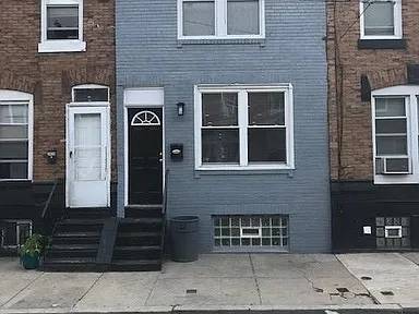 $715 / 2br - 960ft2 - **2BR Brick Townhouse in Philadelphia** (Philadelphia)64024499097858120