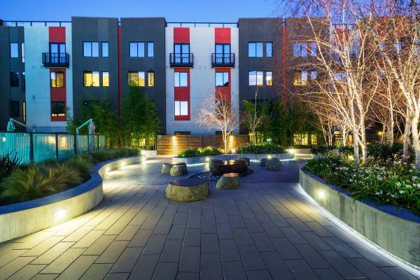 $5,321 / 2br - 1679ft2 - Impoluta 2 BR con Ventanas Masivas y Piscinas de Estilo Resort (san jose west)63668044925059122