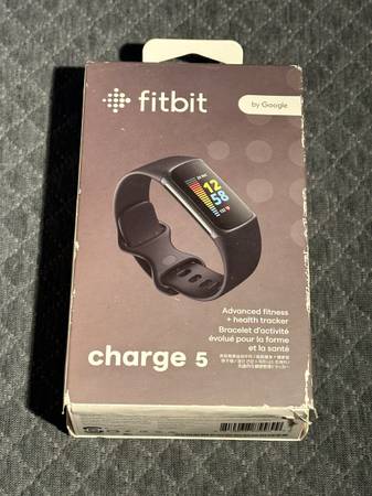 Google Fitbit Charge 5 activity tracker black color 1