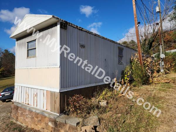 $1,900 / 2br - 770ft2 - 2 Bedroom 1 Bathroom Unit (Woodfin, NC)64029212740097124