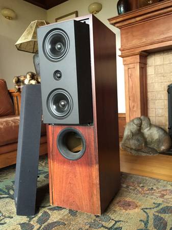 KEF 104/2 Speakers 1