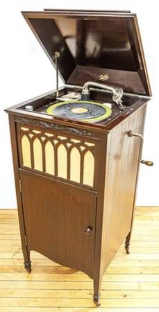 Upright Phonograph Antique 1