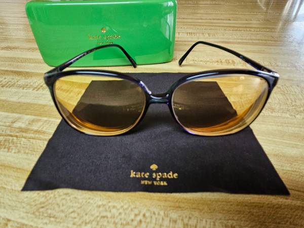 Tura Model # 311 Women’s Vintage 1980’s Eyeglass Frames 1