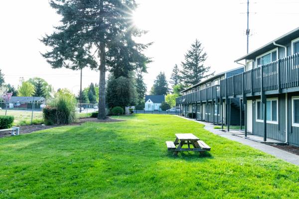 $1,299 / 1br - Move in now Save BIG @ The Park at Auburn Apartments63688567421571122