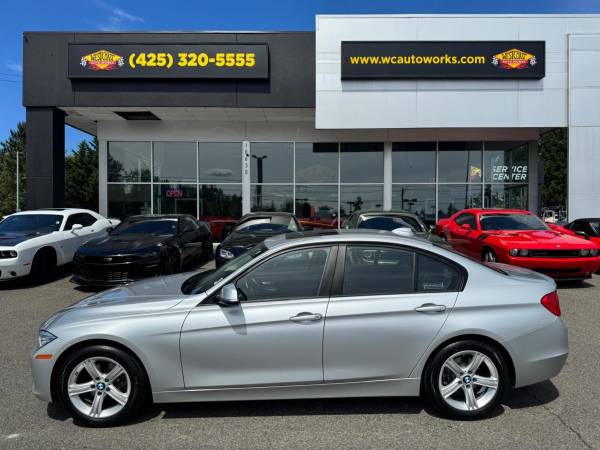 Serie 3 BMW 328i Sedán 2015 - $14,995 (West Coast Autoworks Everett)63622860733313122