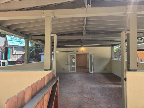 $3,295 / 1br - Casa estilo español en Northridge (Northridge)63701054322945121