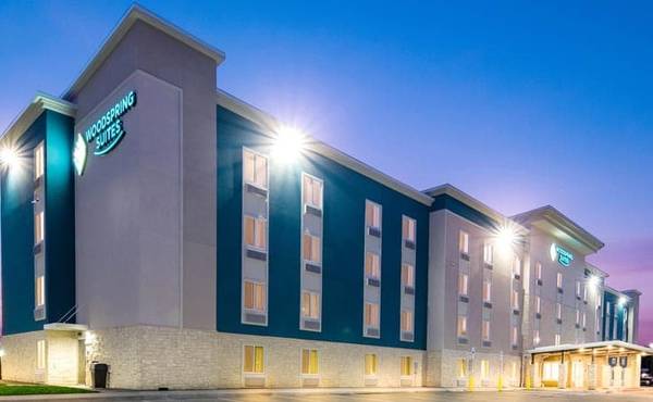 $1,409 / 1br - Managers Special for Your First Month - A Smart Apartment Alternative! (6801 K Ave, Plano, TX)63846410335873121