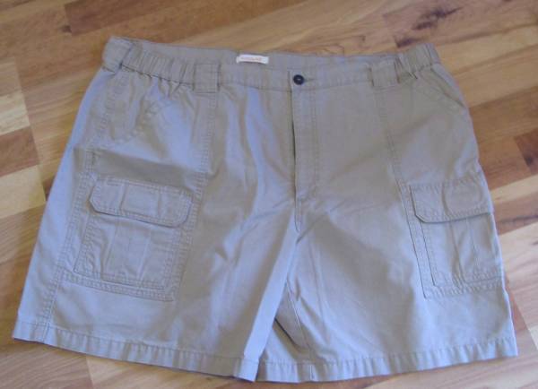 3 Men's 44" Waist Shorts 1