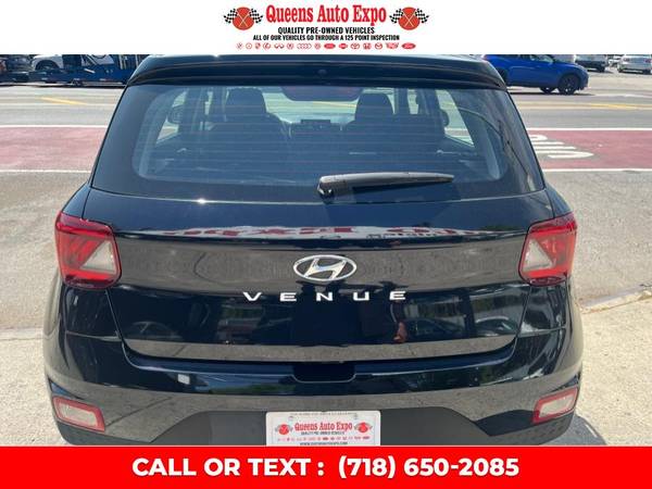 An Impressive 2021 Hyundai Venue with 65,125 Miles-queens - $12,395 (Woodside)63654720825475124
