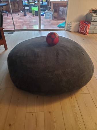 5 ft diameter memory foam bean bag 1