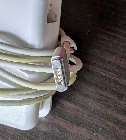 Apple Macbook Magsafe 2 charger - $1063471024483841121