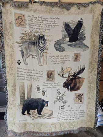 **BEAUTIFUL Wildlife Throw** 1