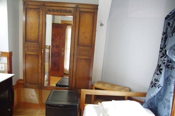 $1,200 / 5br - Patio Deck, Lavandería Gratis + Servicios+, Amueblado, Entrada privada, UCB (berkeley)64023718929923123