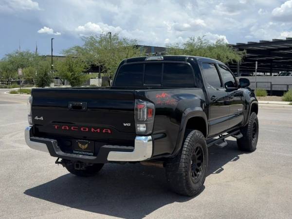 2017 Toyota Tacoma Double Cab - Photo 4