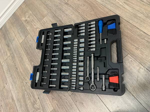 Socket Set 1
