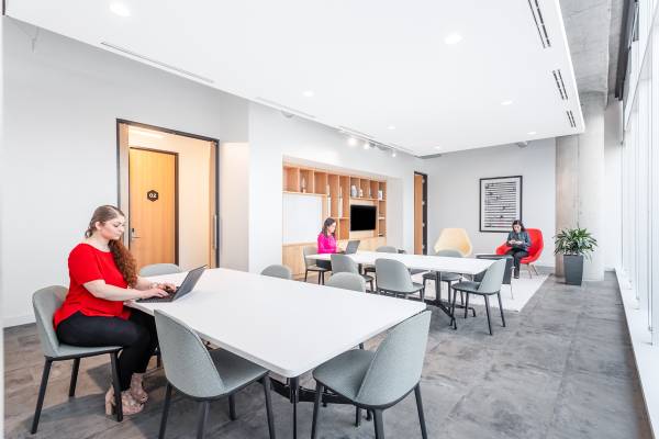 $55 Meeting rooms to find your team’s next great idea. Only $55/hour (Dallas)63936221990275124