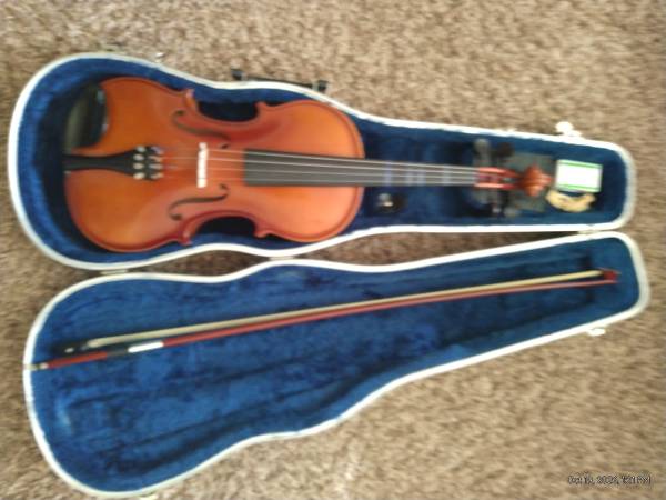 Summit violin 1