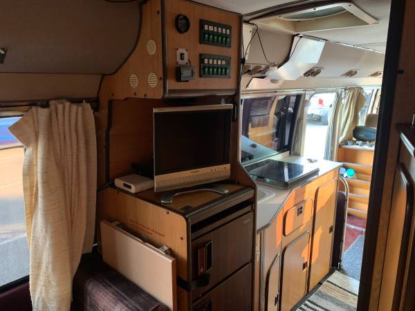1992 Nissan Civilian RV - Photo 14