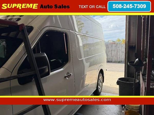 1 2018 NISSAN NV CARGO SL NV2500 HD HIGH ROOF V6 S CAR,VANS,OIL,TRUCKS,DUMP BODY , 1