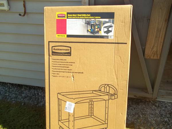 rubbermaid utility job cart N.I.B 1