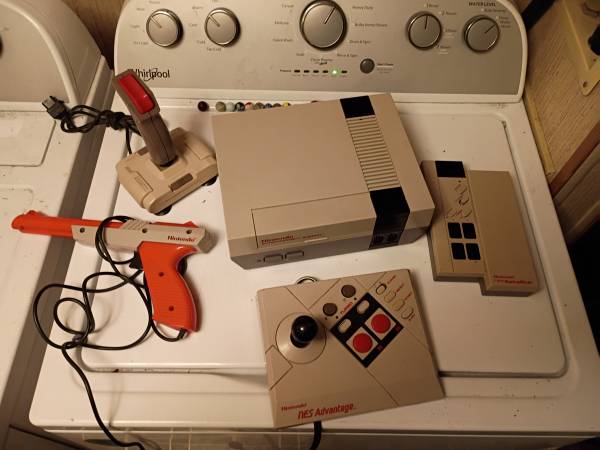 original Super Nintendo from 1985 with accessories no cords games 1